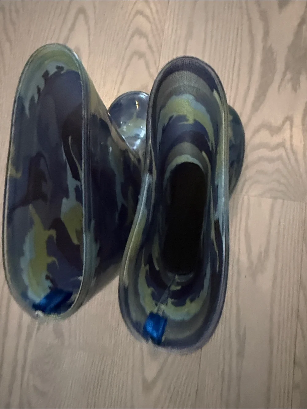 Kids Dinosaur Camo Rain Boots in Green & Navy